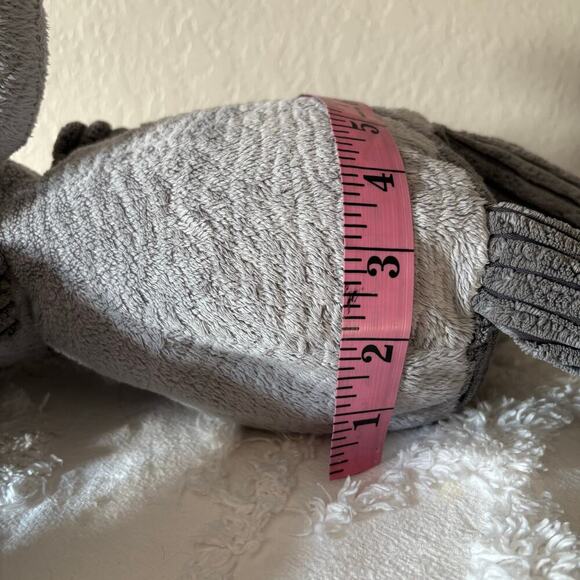 SCENTSY BUDDY Ollie The Gray Elephant Plush 2010 Stuffed Animal Retired 15” - Picture 8 of 8